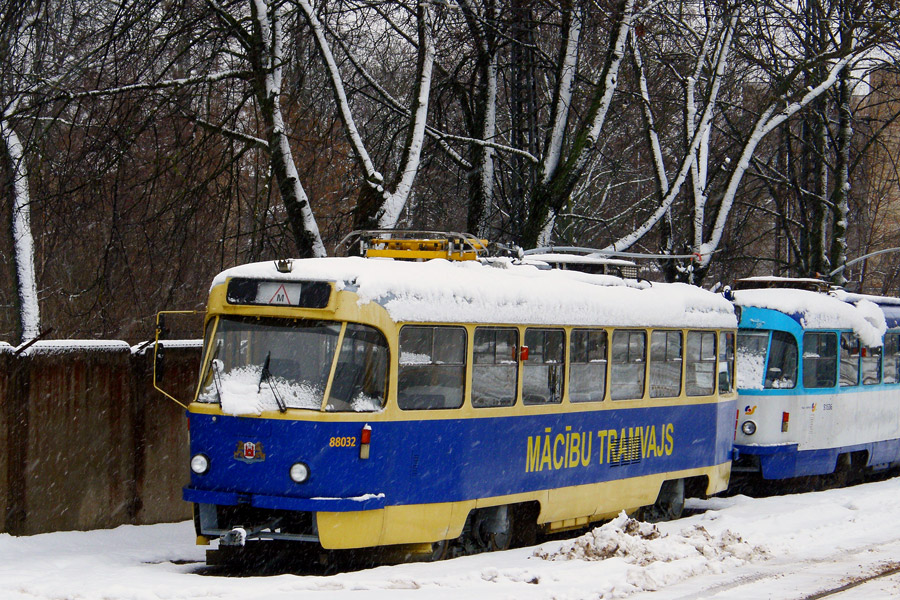 Tatra T3SU #88032