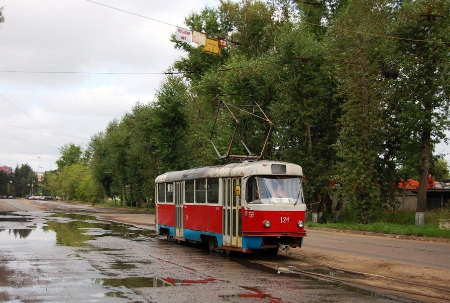 Tatra T3SU #124