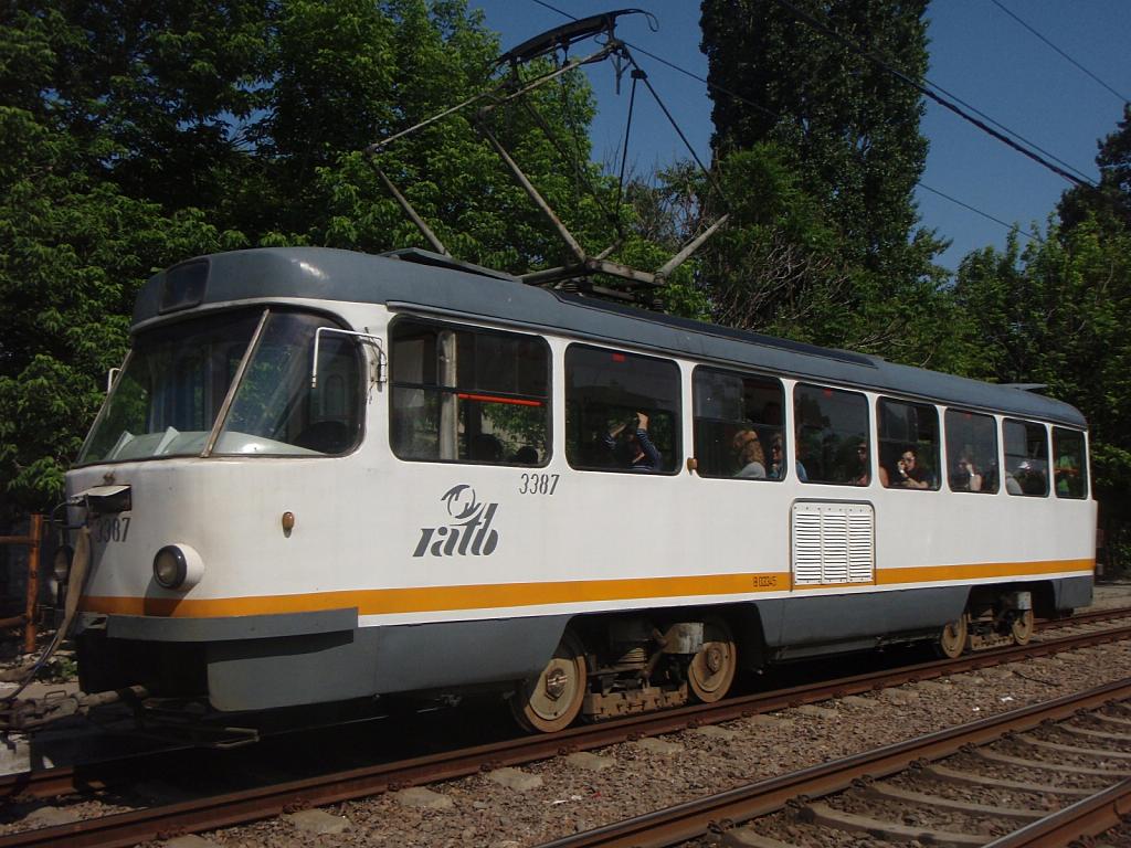 Tatra T4R #3387