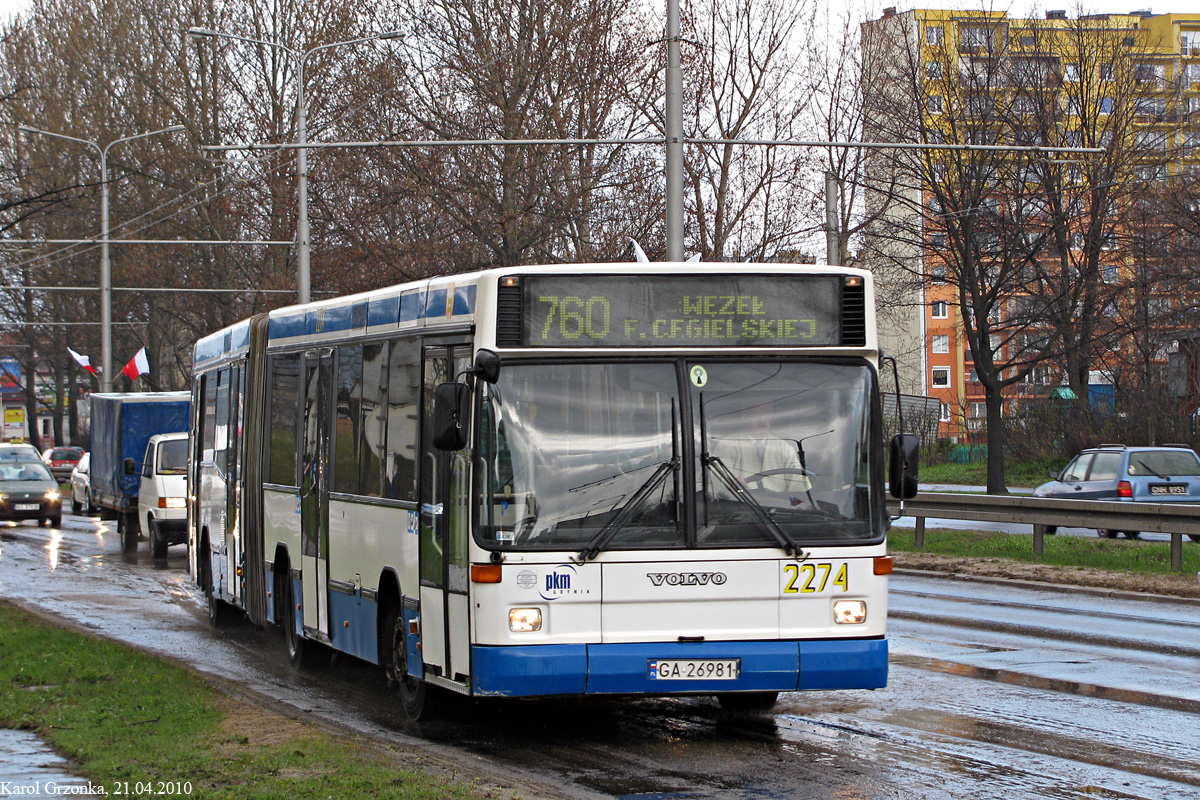 Volvo B10LA / Carrus City U #2274